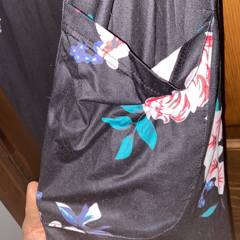 Women’s long sleeve floral cardigan/cover up size XL - Picture 3 of 6